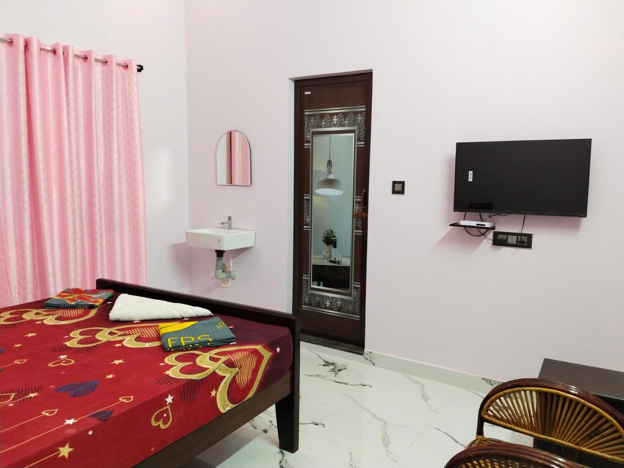 Vedhav Residency Hotel Канякумари Екстериор снимка
