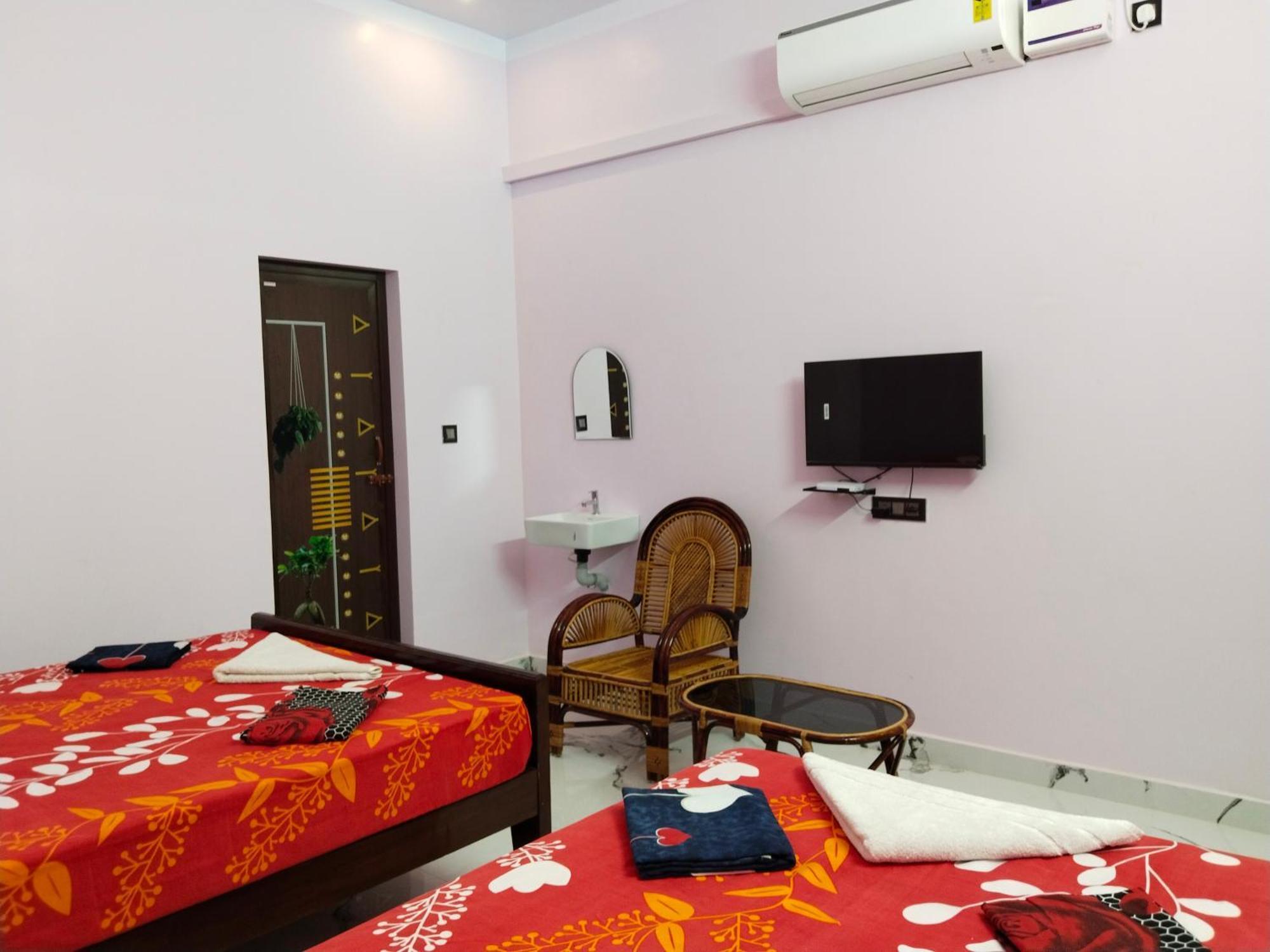 Vedhav Residency Hotel Канякумари Екстериор снимка