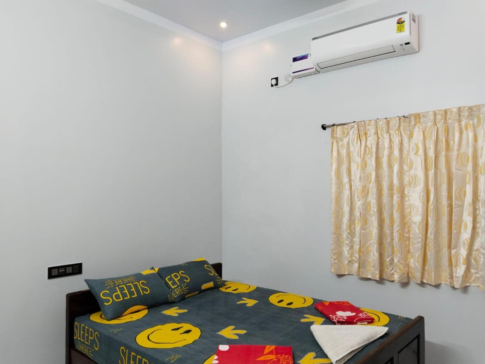 Vedhav Residency Hotel Канякумари Екстериор снимка